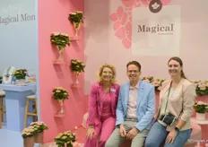 Marleen van Arendonk, Marco van Leeuwen en Lisa v/d Werf van Magical Hortensia, het hortensiamerk van Kolster en Horteve dat 150 dagen bloeigarantie belooft.